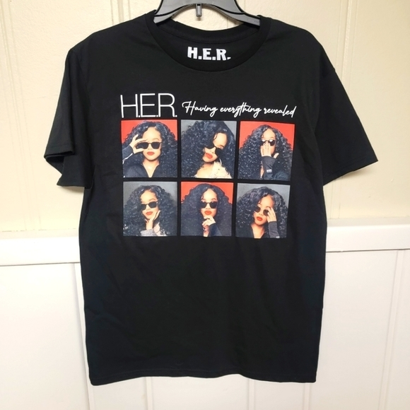 h.e.r. Tops - NWOT H.E.R.‎ Tee